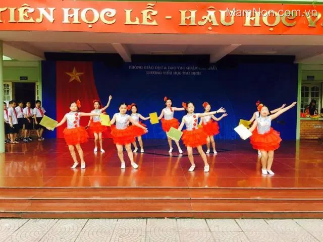 Trường tiểu học Mai Dịch