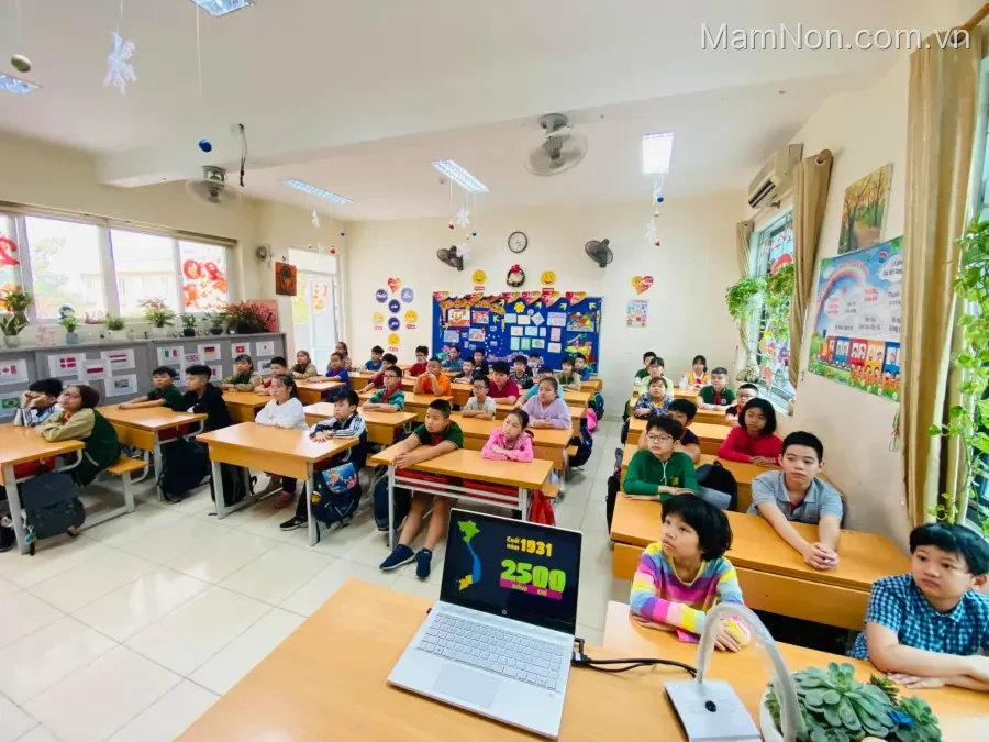 Trường tiểu học Việt Nam - Cuba