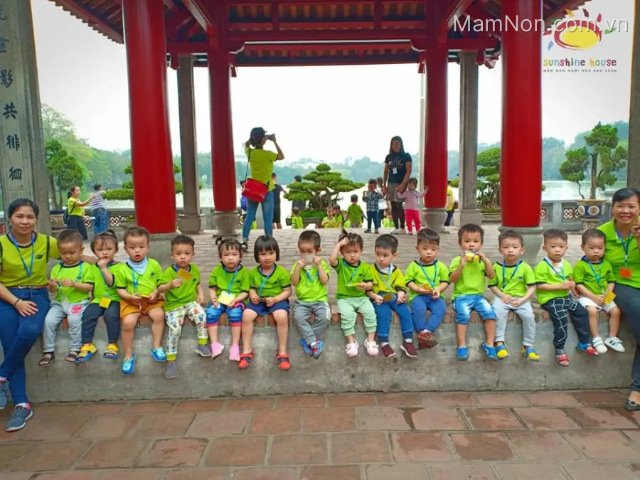 Trường mầm non quốc tế Ngôi Nhà Ánh Sáng  (Sunshine International Kingdergarten)