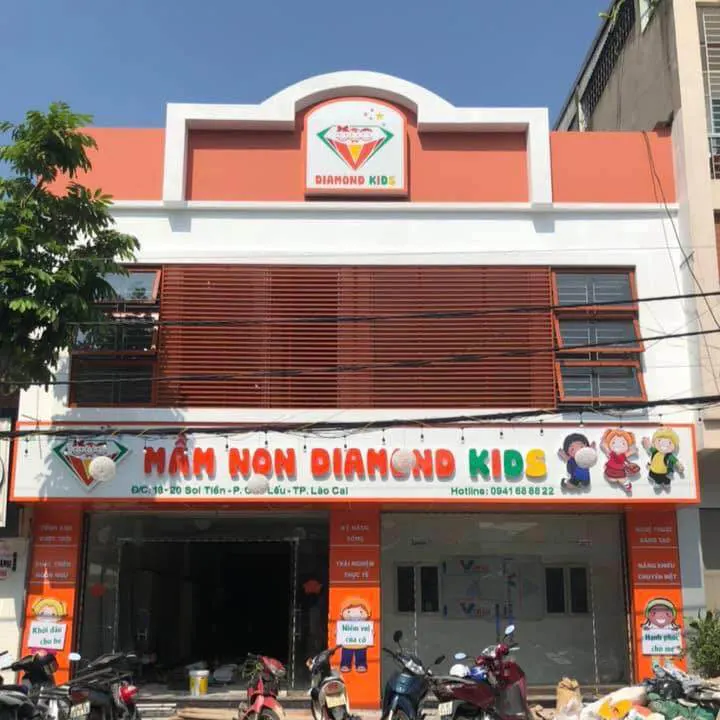 Mầm non Diamond kids - Cốc Lếu
