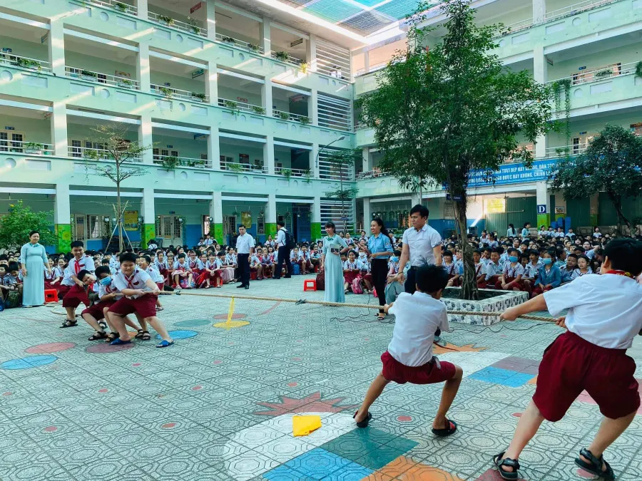 Trường tiểu học Trần Văn Danh