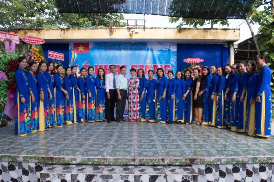 Trường tiểu học Nhị Xuân
