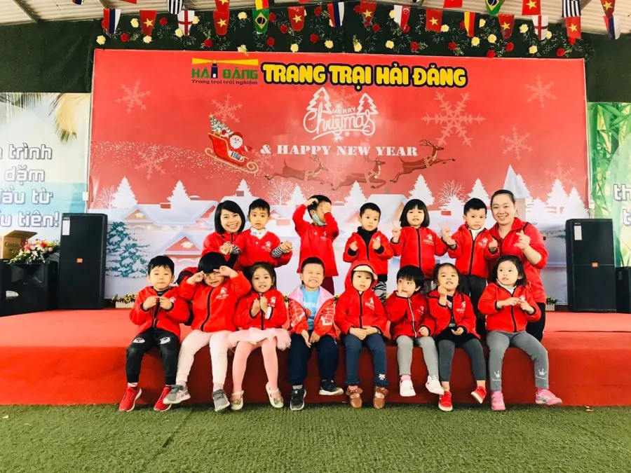 Mầm Non Học Viện Trẻ Thơ