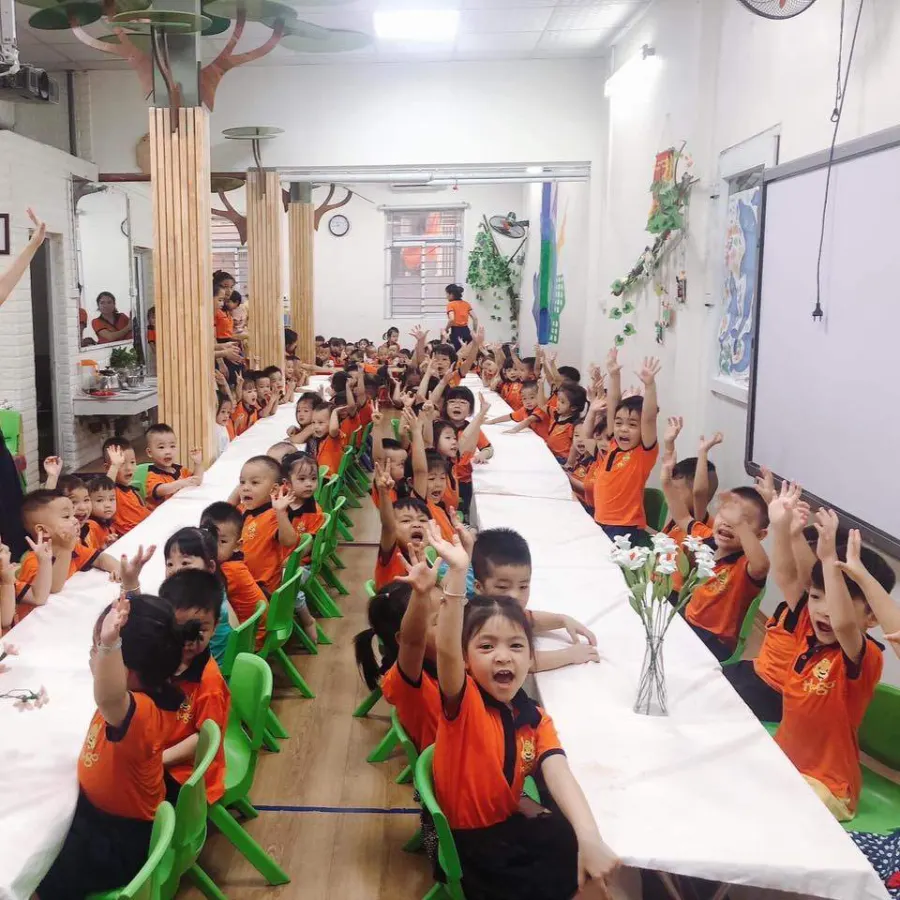 Trường Mầm Non HugoKids Montessori
