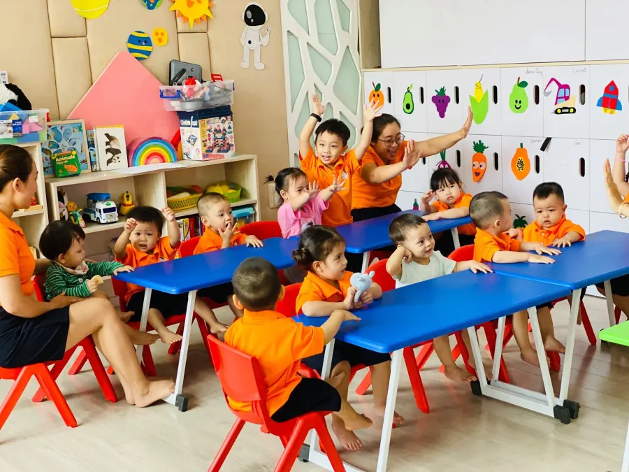 Trường Mầm Non Ngôi Nhà Cầu Vồng - Rainbow House