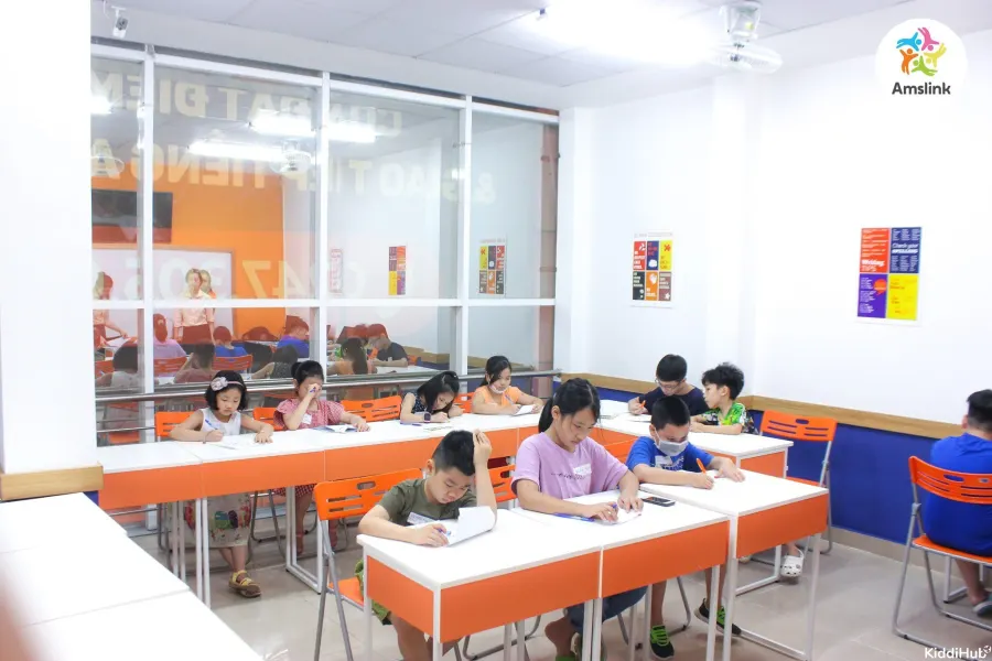 Trung tâm Tiếng Anh Amslink Trung Hòa Nhân Chính