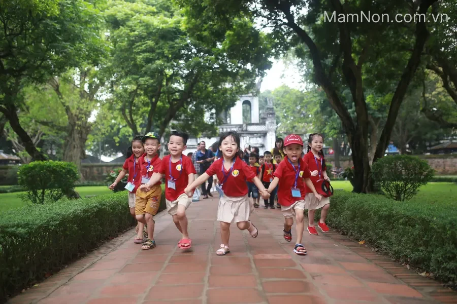 Trường mầm non Ánh Sao ( Star Light Kindergarten )