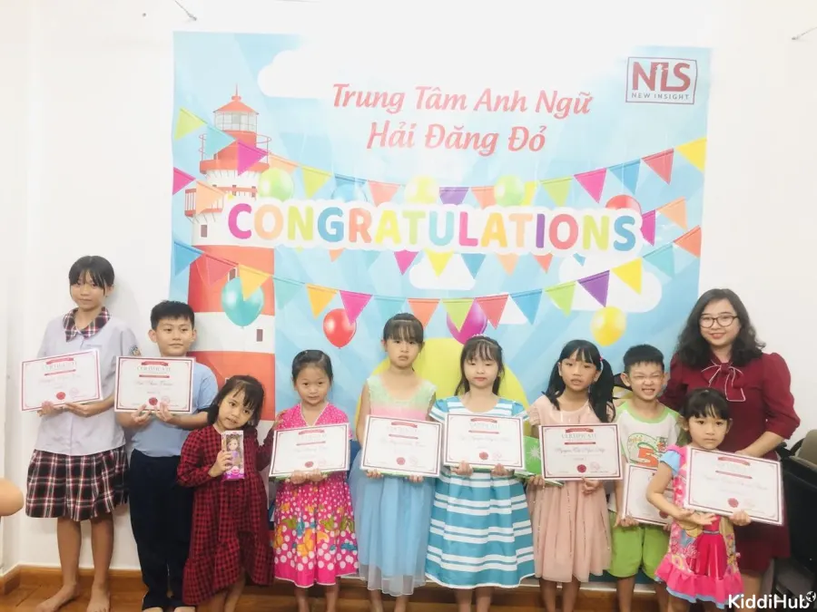 New Insight Junior - Anh Ngữ Hải Đăng Đỏ