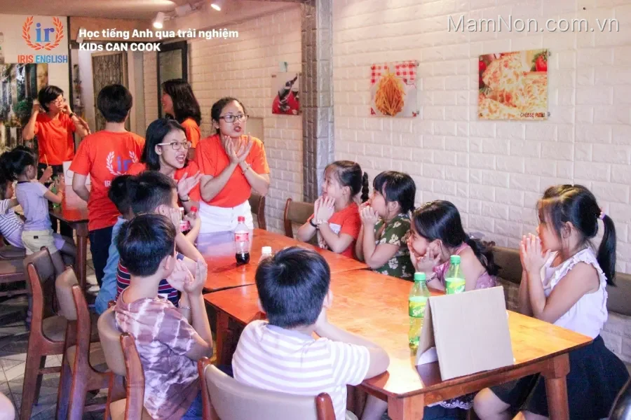 IRIS English Kids (Tiếng Anh Giao Tiếp Trẻ Em)