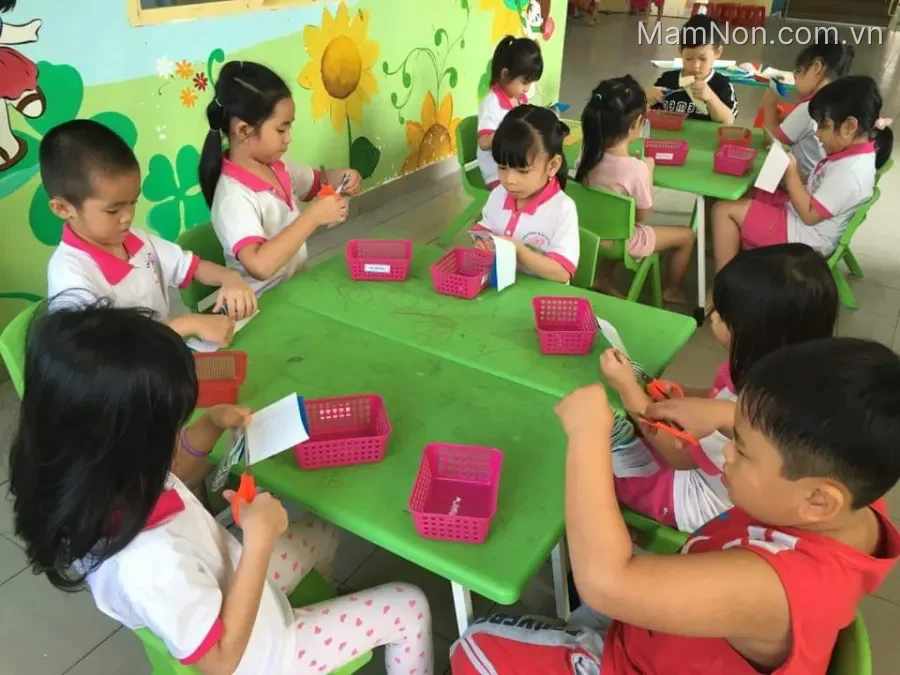 Trường mẫu giáo Hương Sen