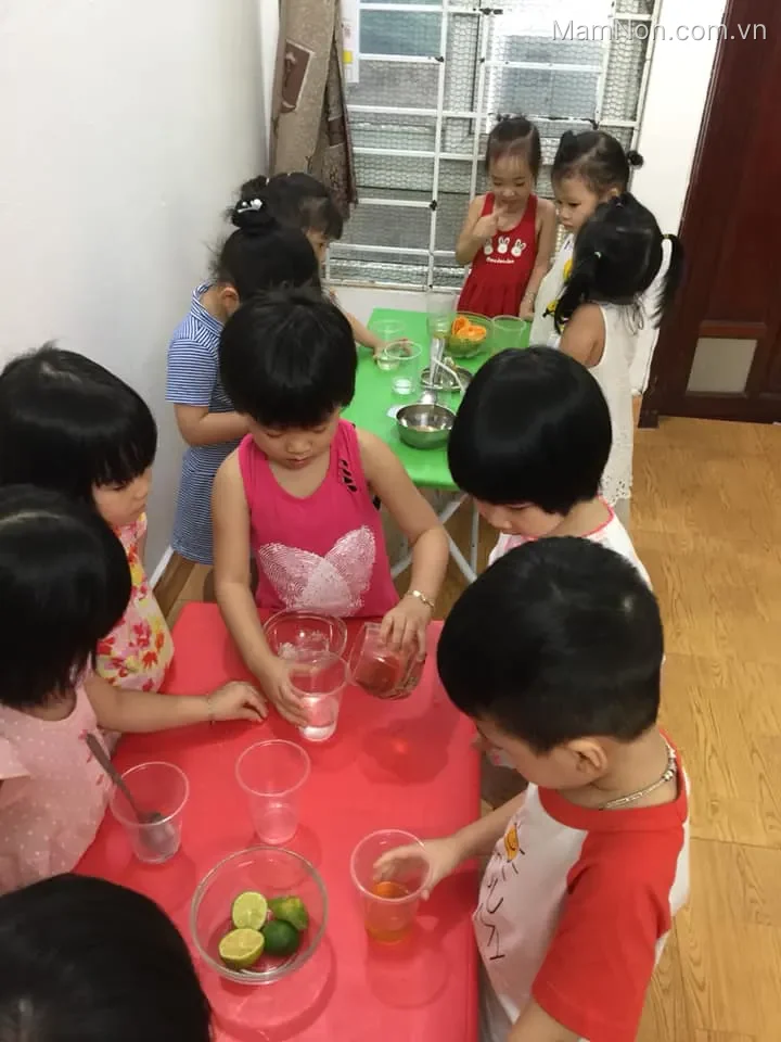 Trường mầm non Hoa Bé Ngoan