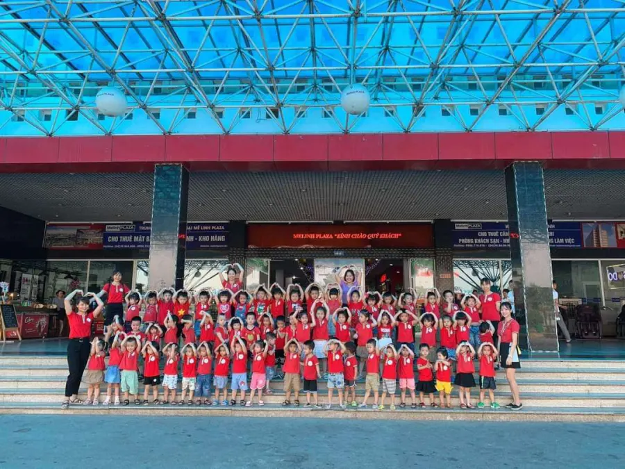 Trường mầm non Song ngữ Việt Anh Montessori