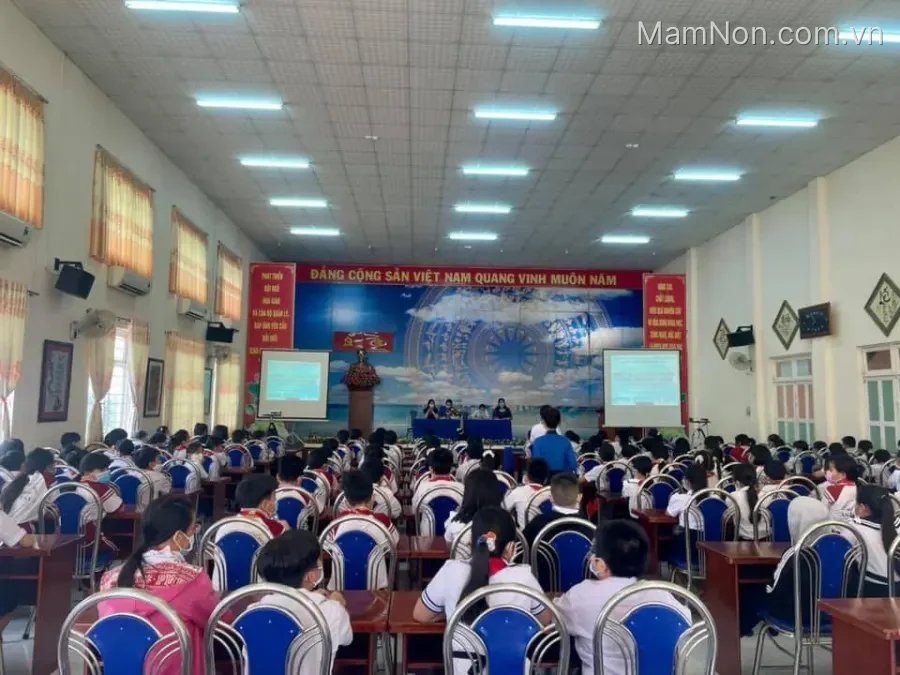 Trường Tiểu Học An Phú Tây 2