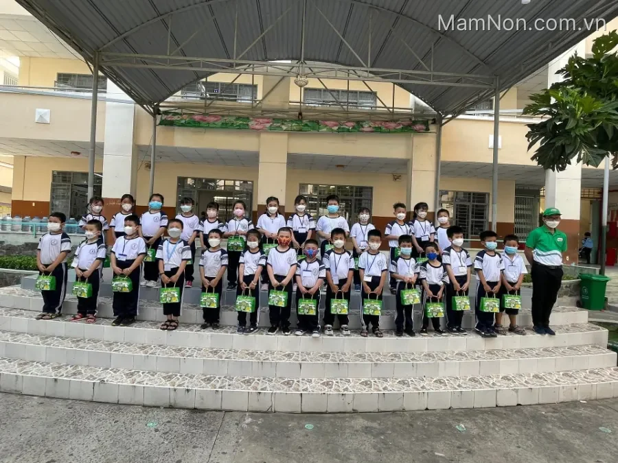 Trường Tiểu Học Tân Kiên