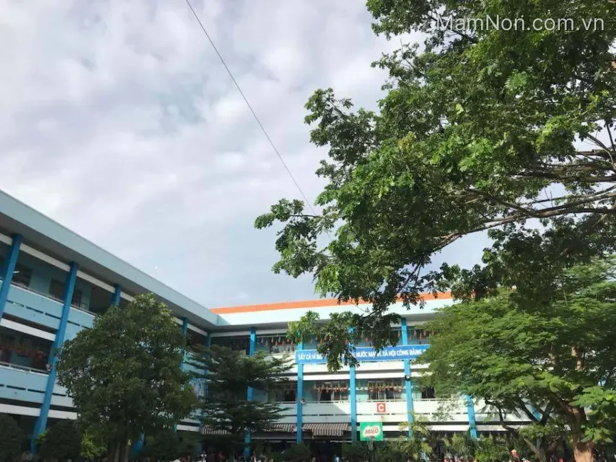 Trường Tiểu Học Võ Thị Sáu