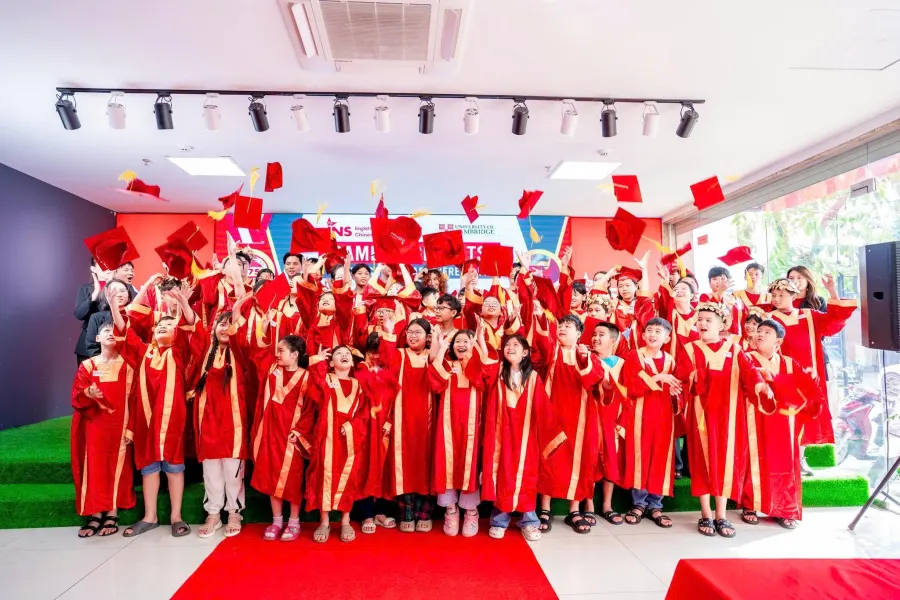 Trung Tâm Anh Ngữ Quốc Tế INS English