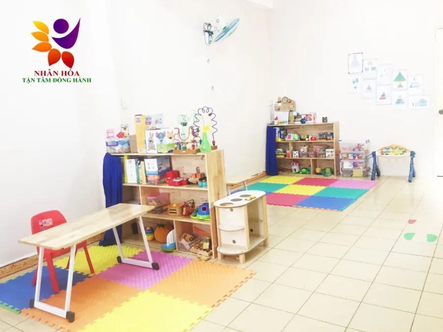 Trung tâm dạy trẻ tự kỷ chậm nói Nhân Hoà Phường 9, Tân Bình